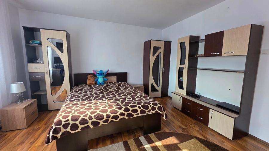 Casă de vânzare  - 10