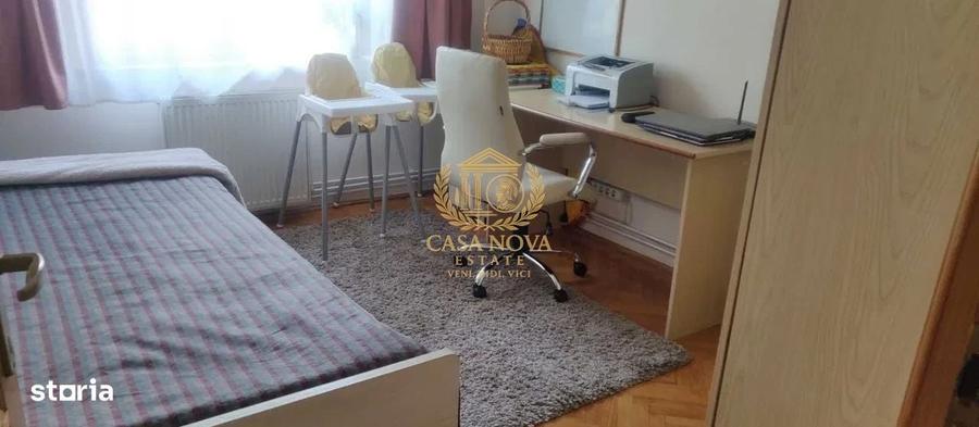 Apartament cu 4 camere în Între Lacuri