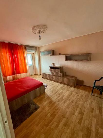 VITAN Mall DRISTOR METROU PARC,bloc 1988 AMENAJATA,DECOMANDATA - 2