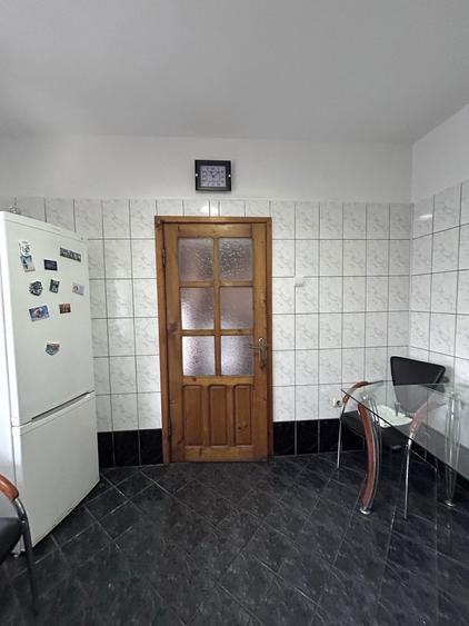 Casa de vanzare + Spatiu comercial - 7