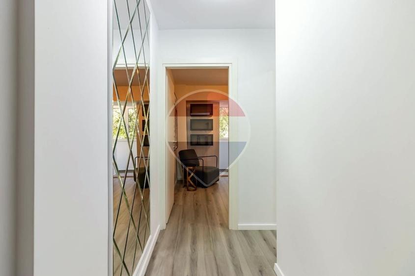 Apartament cu 3 camere decomandat, mobilat în Aviației