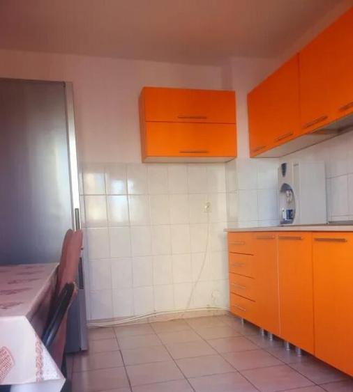 Apartament 3 camere , in Alexandru, - 1
