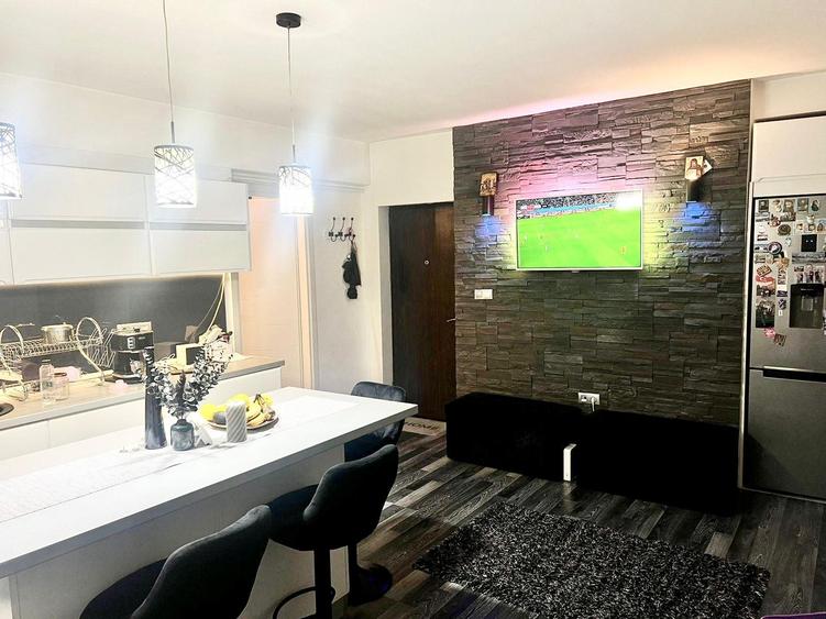 Apartament 3 camere – Între Lacuri, 56 mp + balcon   Comision 0 - 3