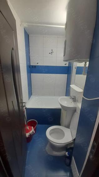 Inchiriez garsoniera - 2