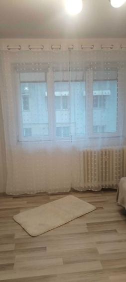 Proprietar - inchiriez camera tip garsoniera Jumbo 1200 lei - 8