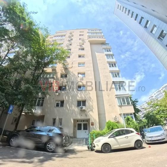 Titulescu - Piata Victoriei - Str Dr. Iacob Felix - 3 camere decomandat - 12