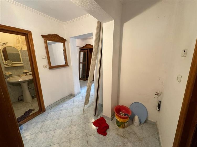 Apartament 3 camere , etaj 1, zona Brailei, suprafata totala 92mp - 12