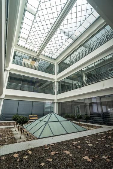 Spatiu tip birou individual, in P-ța Unirii - 6