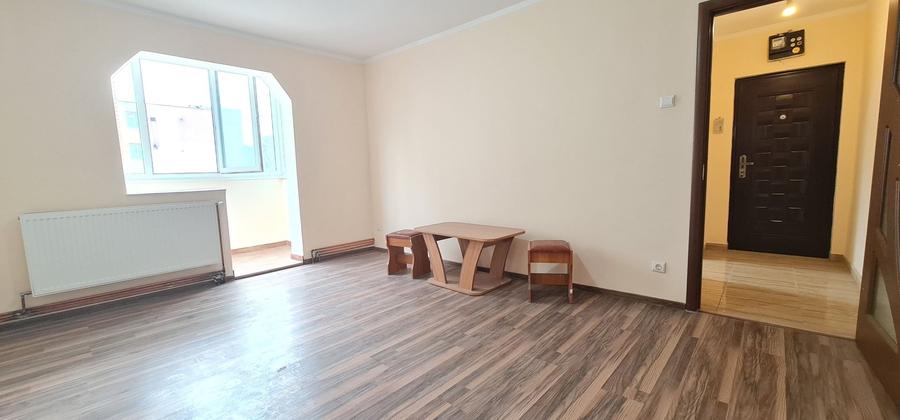 Apartament 2 camere Tractorul - 1