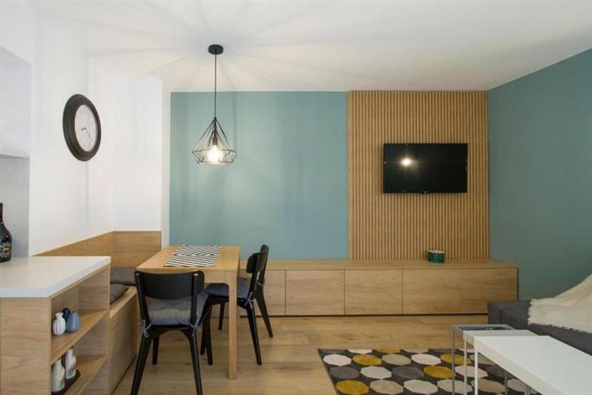 Studio elegant, acces curte, segmentul LUX, Central, Brasov - 9