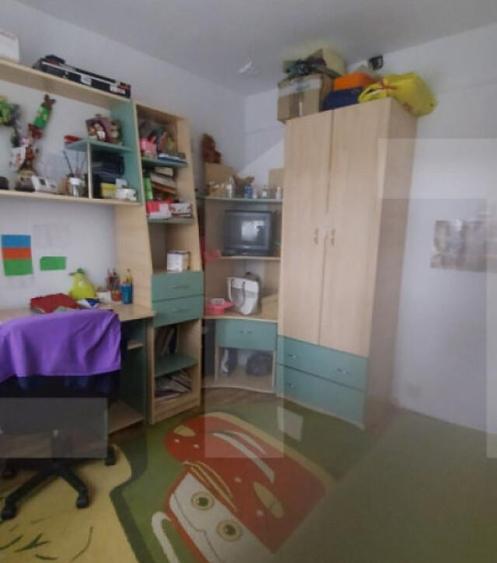 Apartament de vanzare, cu 3 camere, etaj 4, zona Girocului - 16