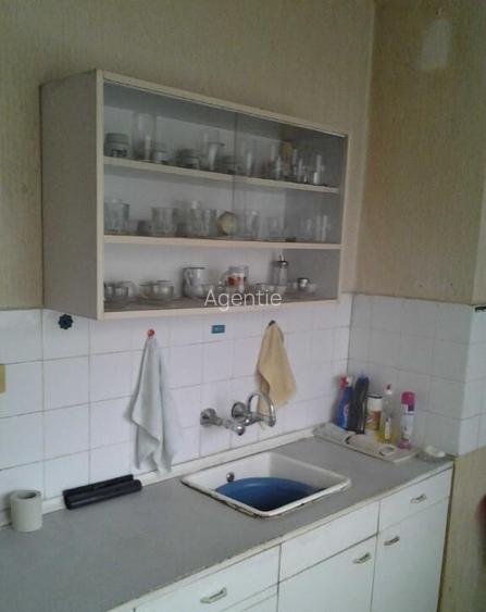 Garsoniera de vanzare Dambovita