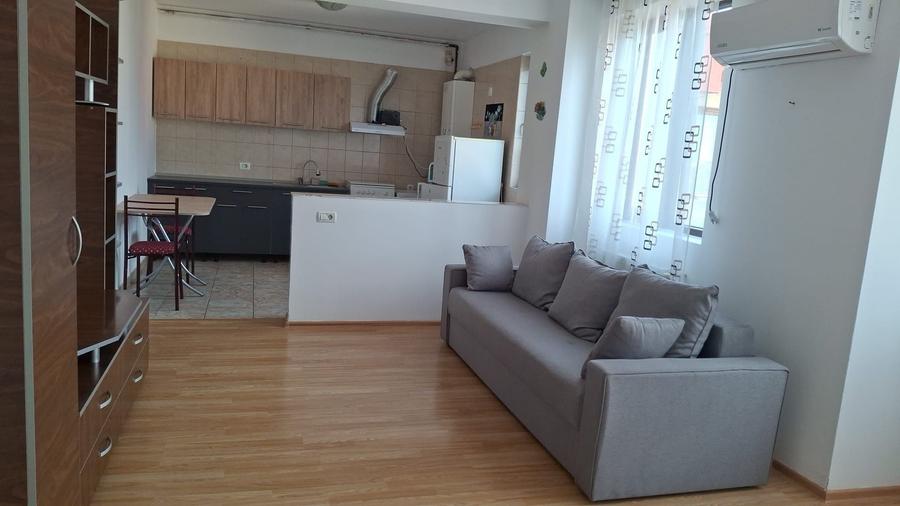 Inchiriez apartament 2 camere - 5