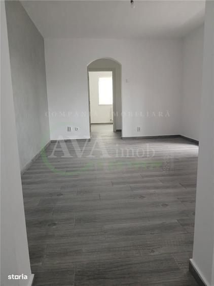 Apartament 2 camere renovat, zona Orizont-Bacau - 10