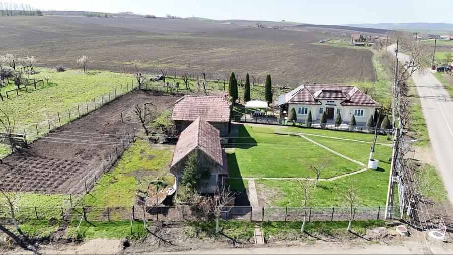 Casa de vanzare 95 mp sat Valeni,com Pogaceaua - 2