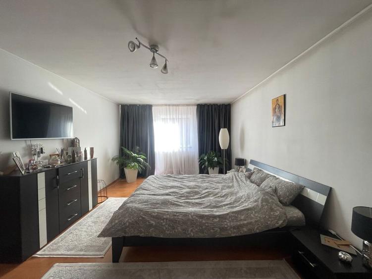 Casa de vanzare, P+E, 8 ari de teren - 1