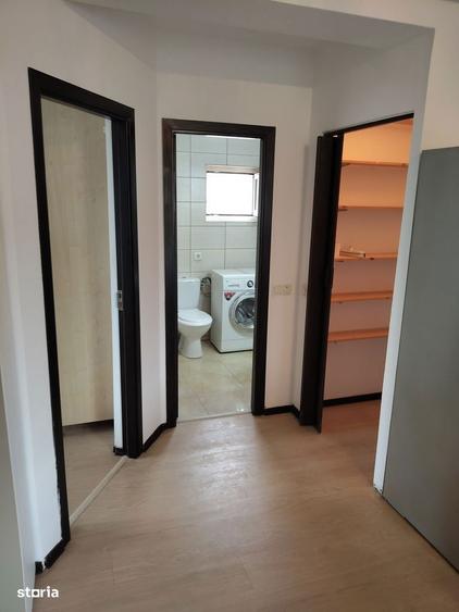 Urgent vand Studio 53 Mp langa mall Coresi eta1 Mobilat utilat Liber! - 4
