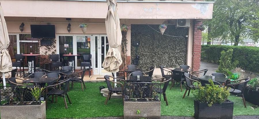 zona Stadion, de vanzare spa?iu comercial, suprafa?a utila 140 mp - 1