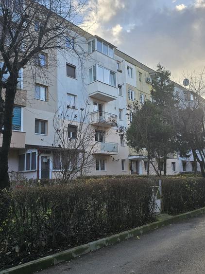 De vanzare apartament renovat la cheie etaj intermediar - 7