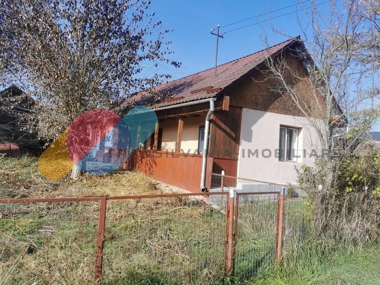 Casă individuală cu 3 camere cu Teren 8000 Mp în Mociu