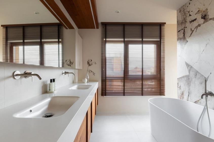 Bijuterie tehnologica - Casa de vanzare in zona Faget - 16