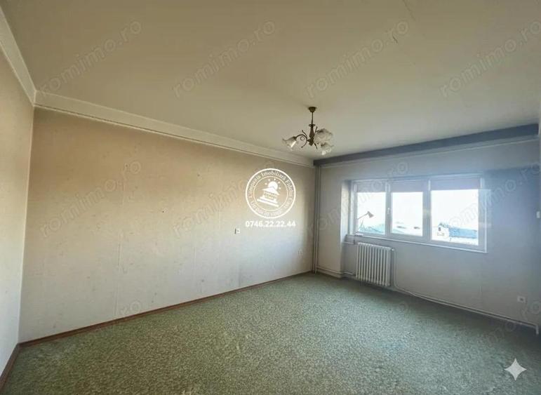 Apartament 3 camere Independen #539;ei - 2