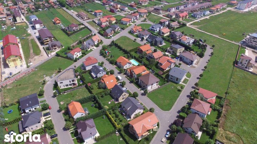 Teren intravilan de 972 mp , Cartier TERRA - 1