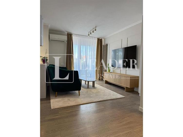 Apartament 3 camere | Victoriei | Bloc 2017 | Prima inchiriere, Parcare - 1
