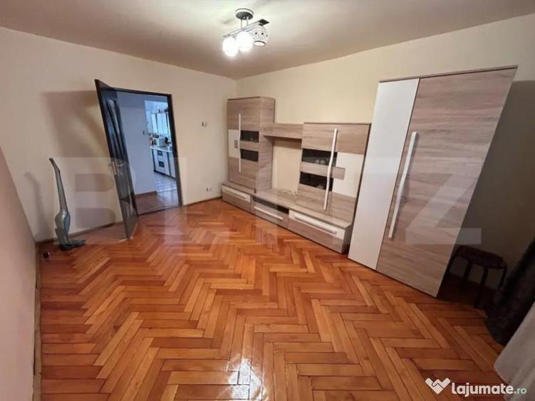 Apartament decomandat cu 3 camere,2 bai, 70 mp, zona Cetate - 1