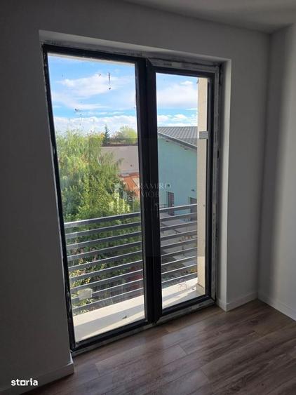 Apartament cu 3 camere decomandat în Drumul Găzarului