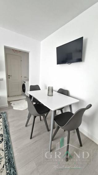 Apartament cu 2 camere semidecomandat, mobilat în Mănăștur