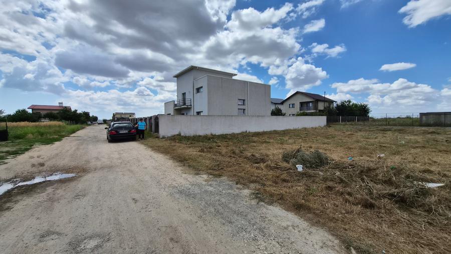 Teren Construcții intravilan de 510 mp, în Exterior Vest