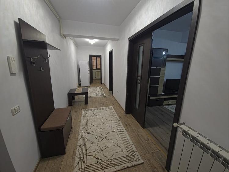 Apartament cu 2 camere decomandat, mobilat în Delfinariu