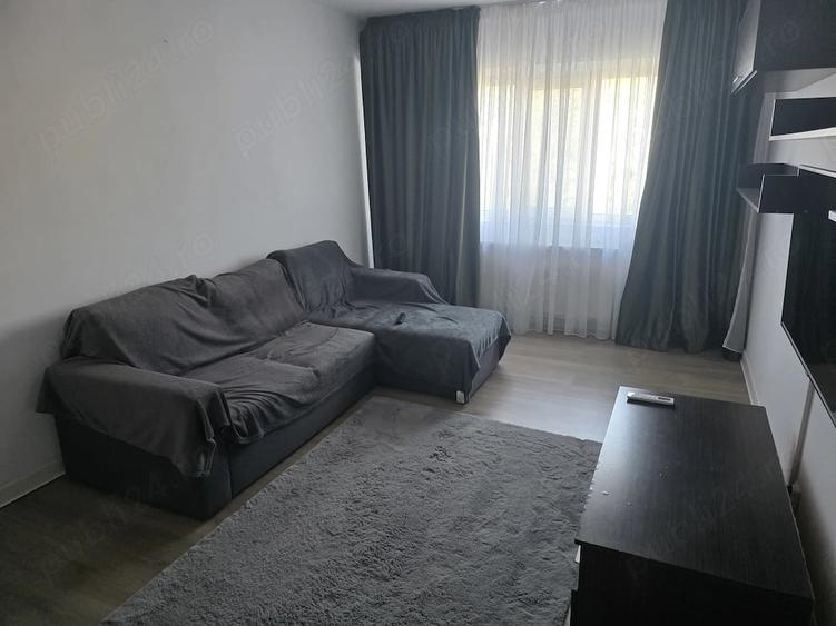 Apartament cu 3 camere decomandat în 9 Mai