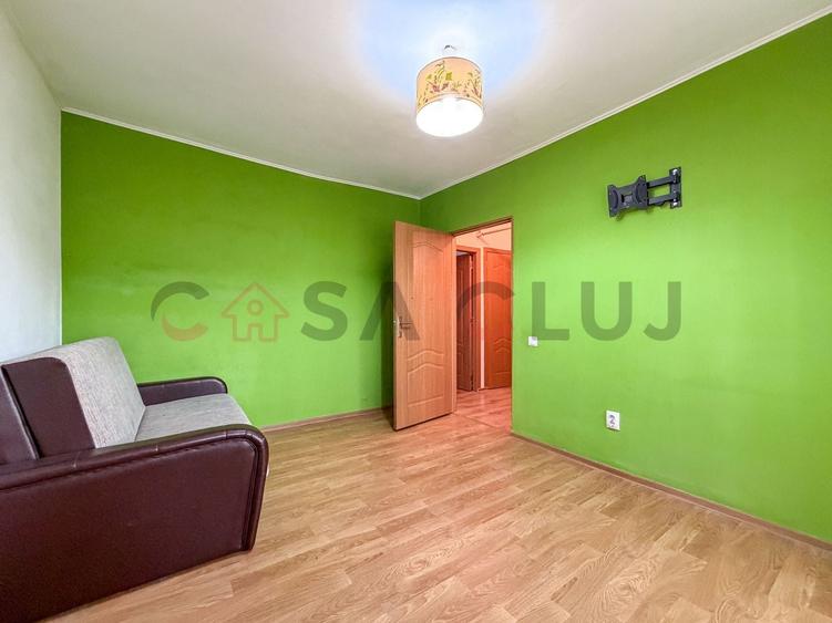 Apartament cu 3 camere decomandat, mobilat în Plopilor
