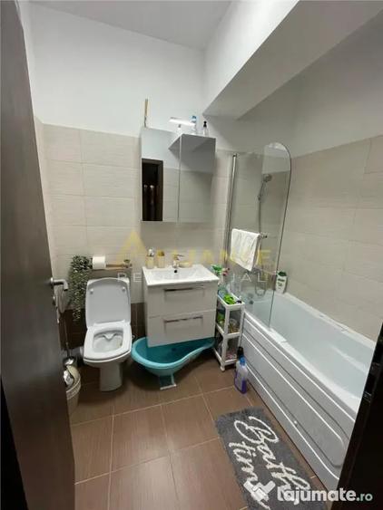 Apartament cu 2 camere decomandat în Berceni