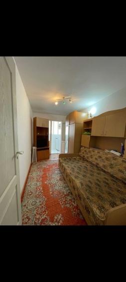 Inchiriez apartament cu 3 Camere - 1