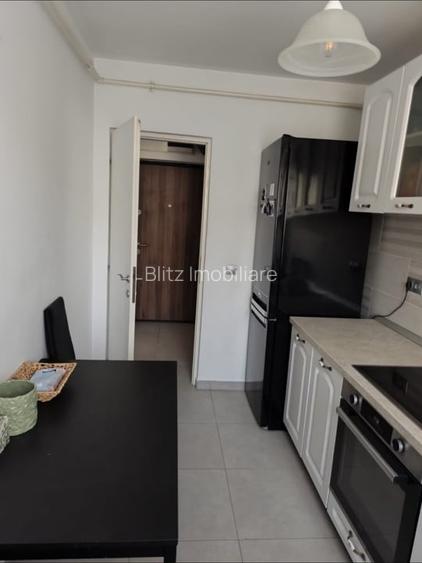Apartament cu 2 camere, 48 mp, Str. Victor Babes