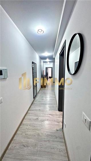 Apartament cu 3 camere decomandat, mobilat în Universității