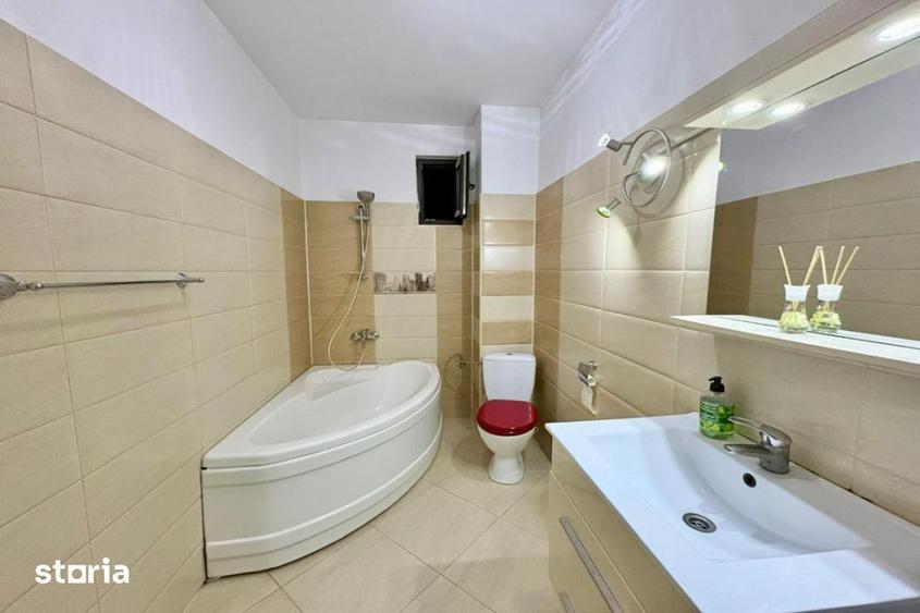 Apartament cu 3 camere semidecomandat, mobilat în Bucureștii Noi