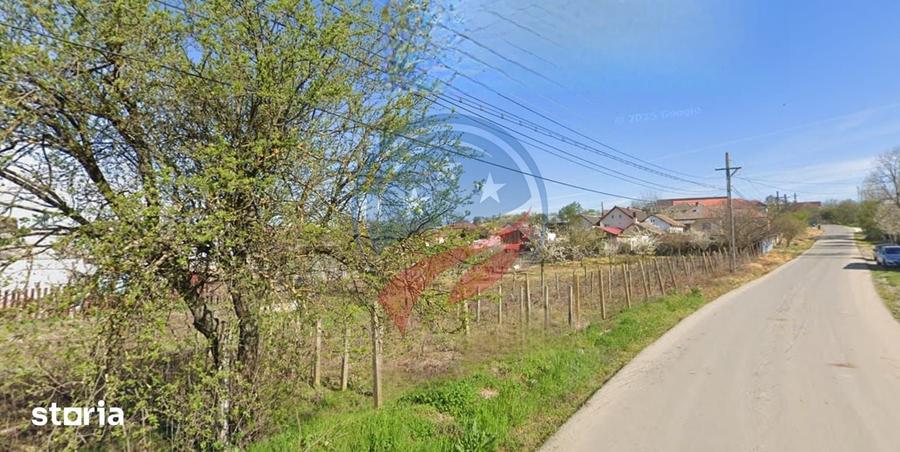 Casă cu 3 camere cu Teren 2686 Mp în Central