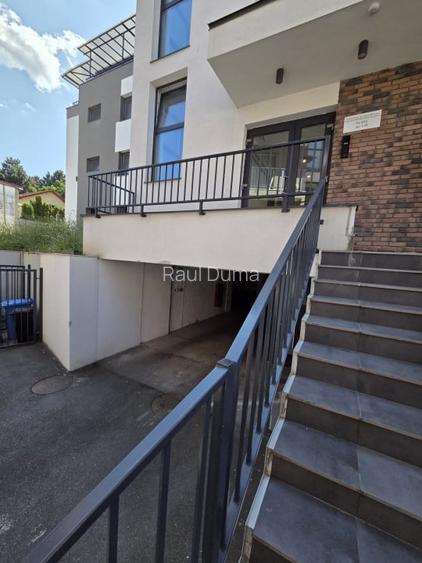 Spatiu de inchiriat. 80 mp utili, 150 teren, parcare, Hasdeu Spatiu de inchiriat. 80 mp utili, 150 teren, parcare, Hasdeu