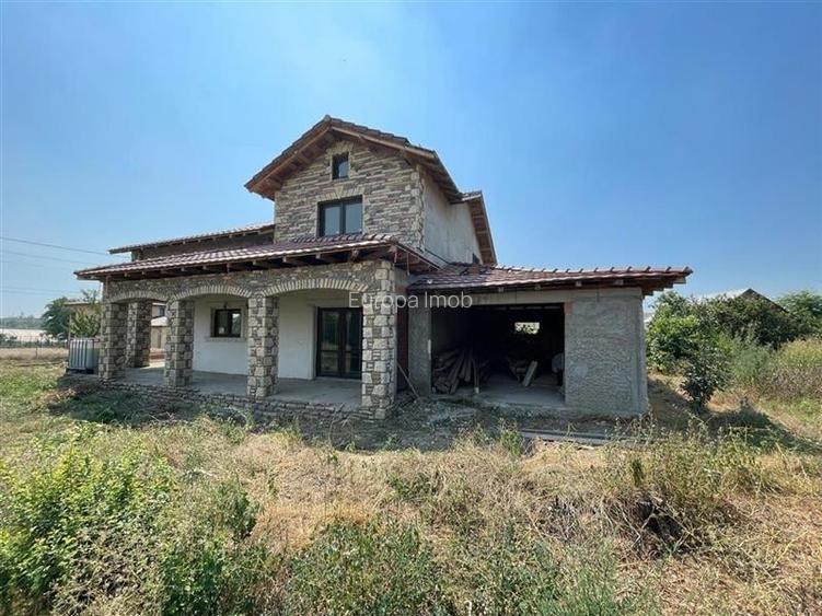 Casa P+M de vanzare in Cataloi Casa P+M de vanzare in Cataloi