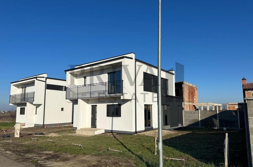 Duplex despartit de camera tehnica, 117 mp utili, Dumbravita - 1