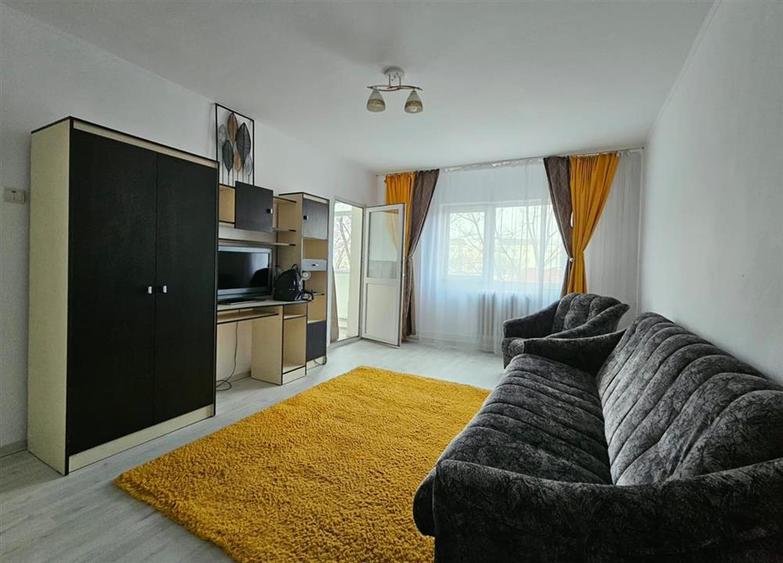 Apartament cu o camera str Egalitatii Nicolina 1 - 1