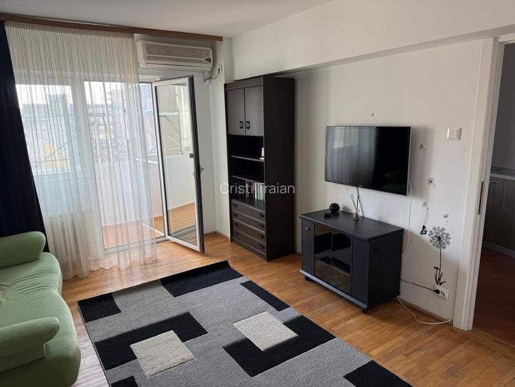 Garsoniera Dristor - metrou, stradal, mobilata si utilata modern, curata, libera