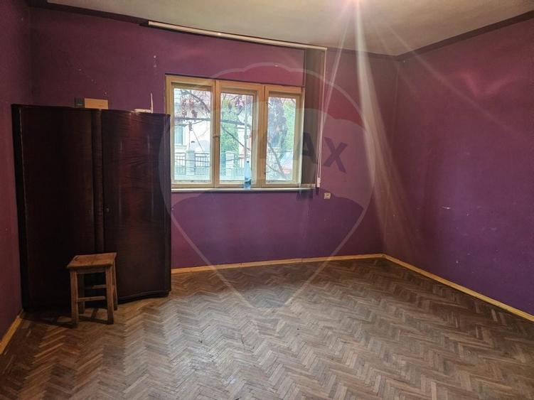 Casa / Vila cu 4 camere de vanzare - 7