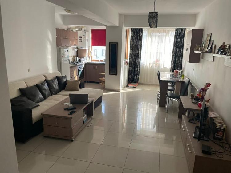 Apartament 3 Camere Decomandat – Faleza Nord - 1