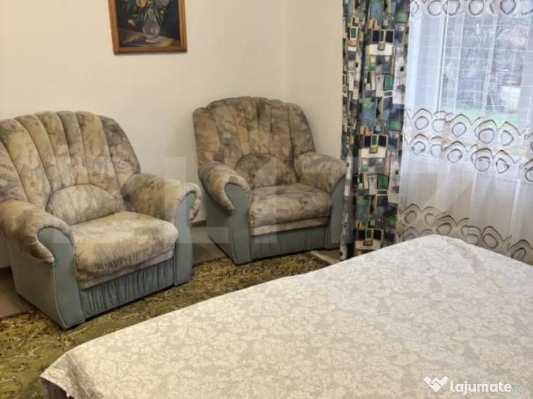 Casa de vanzare, 8 camere, 263 mp + 400 mp teren, in Cam - 7