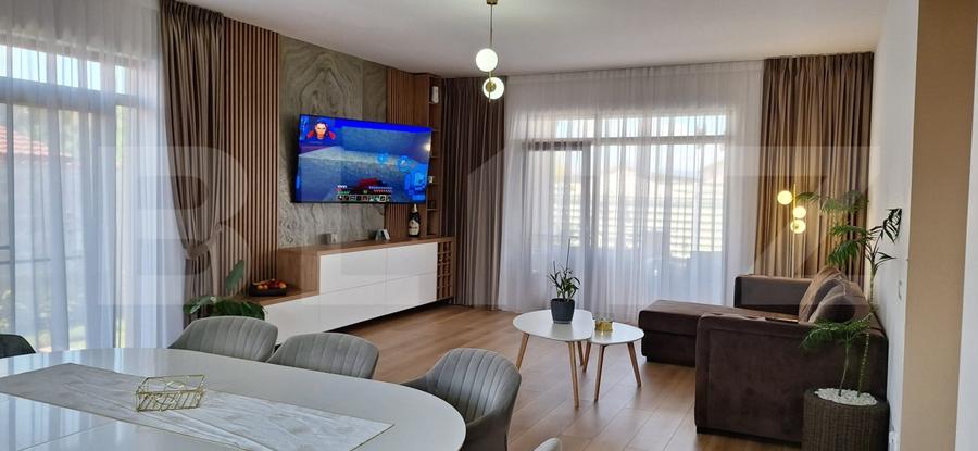 Casă individuală cu 4 camere cu Canalizare în Hălchiu